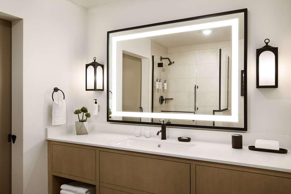 The Eddy Hotel Tucson, Tapestry Collection By Hilton Chambre photo